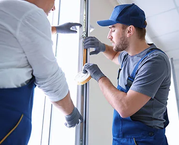 glass repair experts in Palm Bay, FL